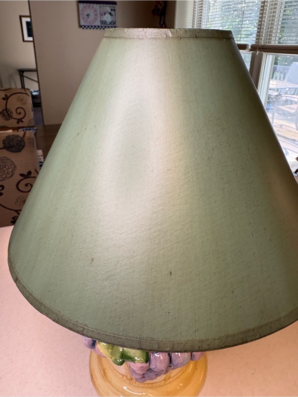 Vintage Mid-20th-Century Italian Ceramic Majolica Table Lamp - Picture 3 of 13